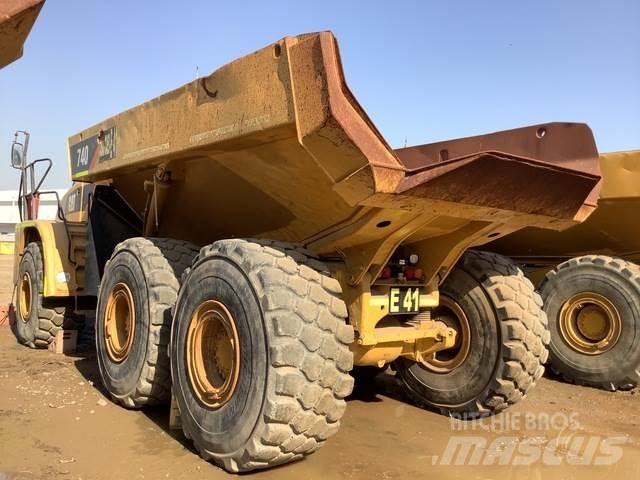 CAT 740 Caminhões articulados