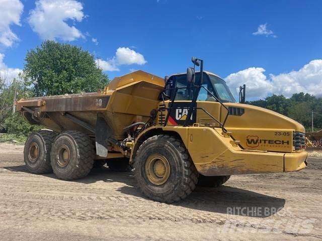 CAT 740 Caminhões articulados