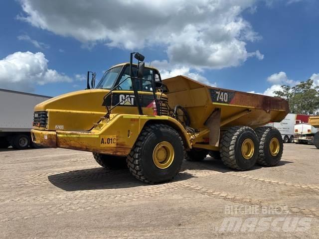 CAT 740 Caminhões articulados