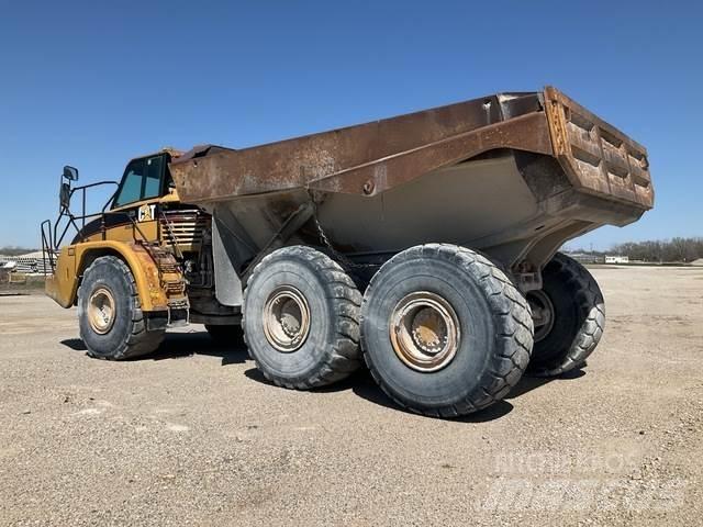 CAT 740 Caminhões articulados