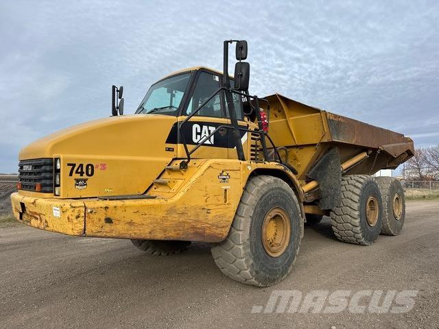 CAT 740 Caminhões articulados