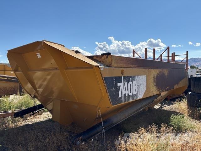 CAT 740B Transportes - Outros
