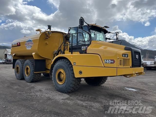 CAT 740GC Auto-tanques
