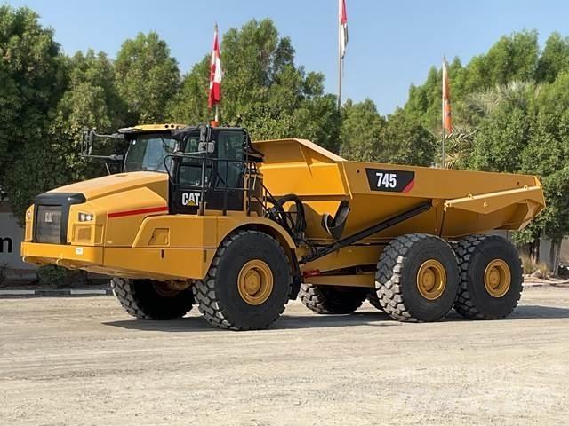 CAT 745 Caminhões articulados