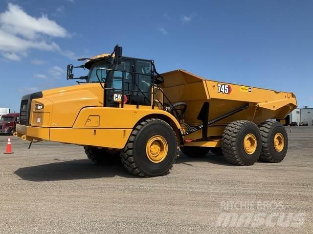CAT 745 Caminhões articulados