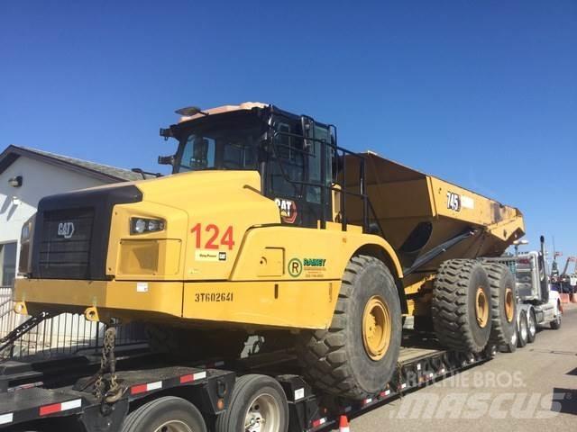 CAT 745 Caminhões articulados