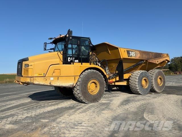 CAT 745 Caminhões articulados