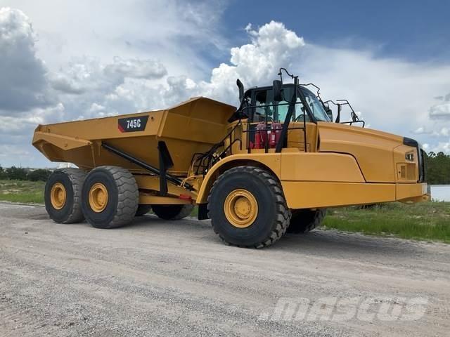 CAT 745C Caminhões articulados