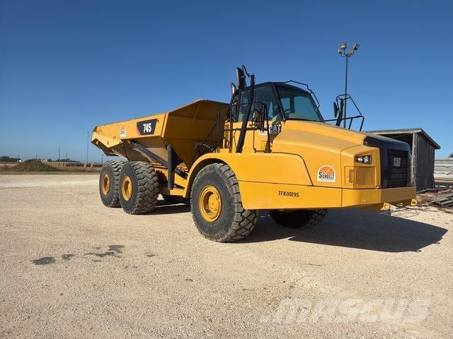 CAT 745C Caminhões articulados