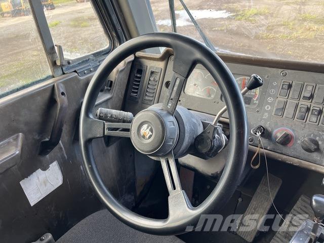 CAT 775D Caminhões articulados