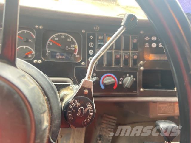 CAT 775D Caminhões articulados