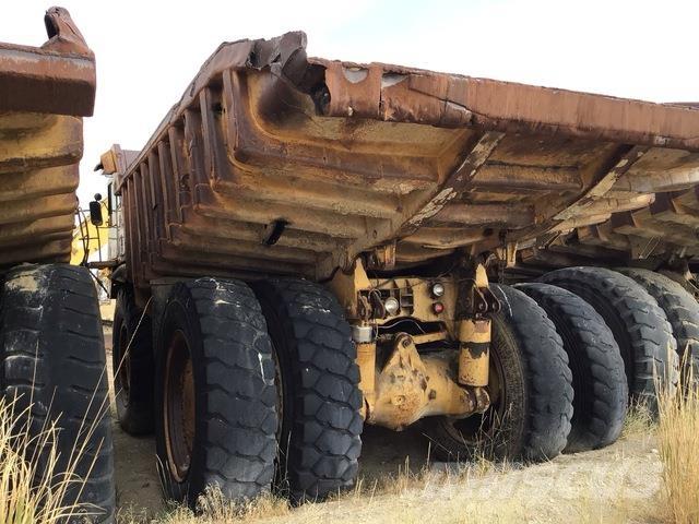 CAT 777 Caminhões articulados