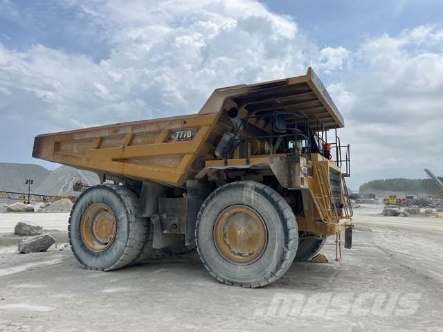 CAT 777D Caminhões articulados