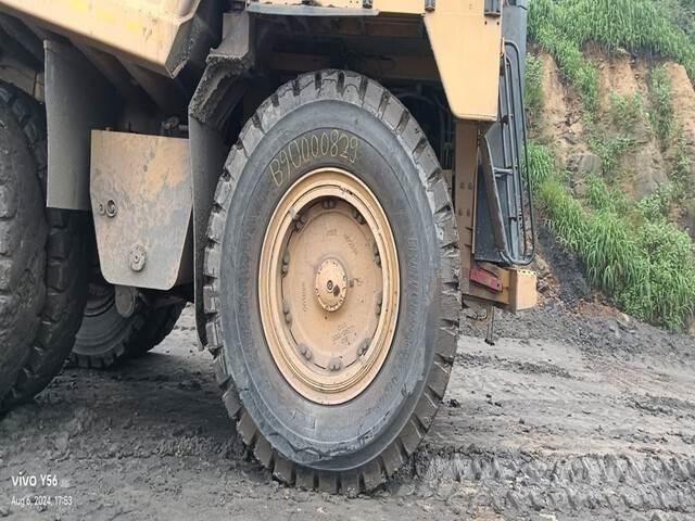 CAT 777E Caminhões articulados
