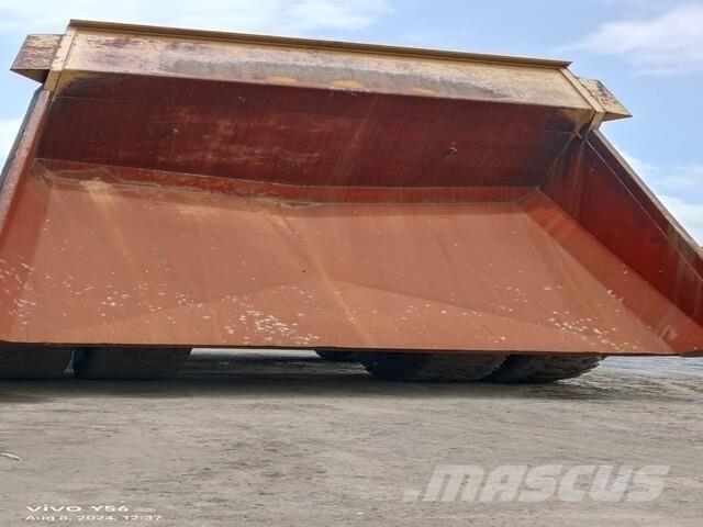 CAT 777E Caminhões articulados