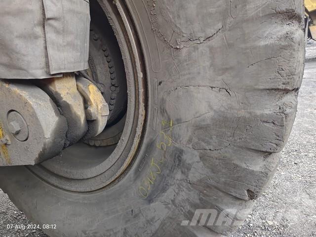 CAT 777E Caminhões articulados