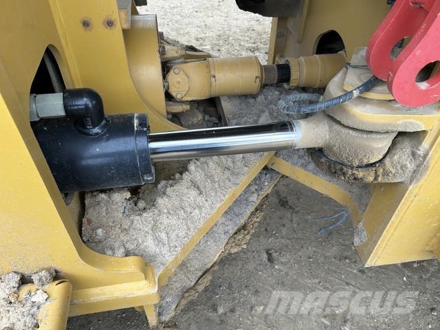 CAT 815 Compactadores para terra