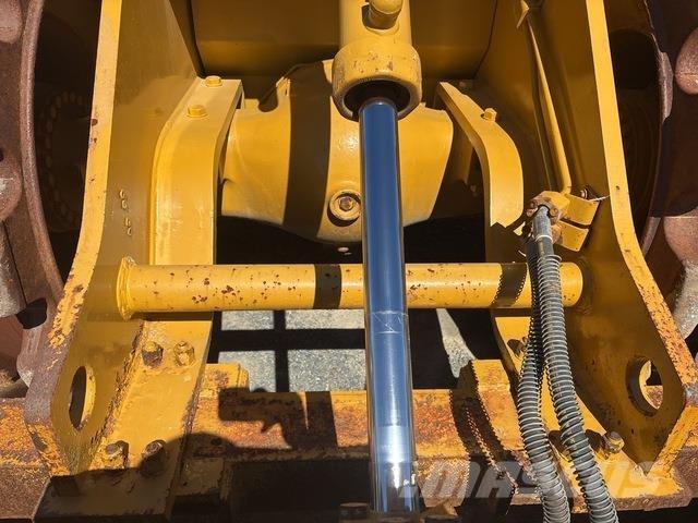 CAT 825H Compactadores para terra