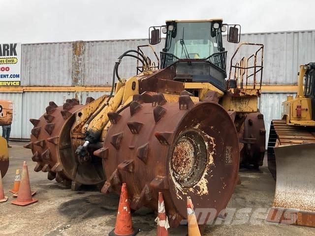 CAT 836G Compactadores para terra