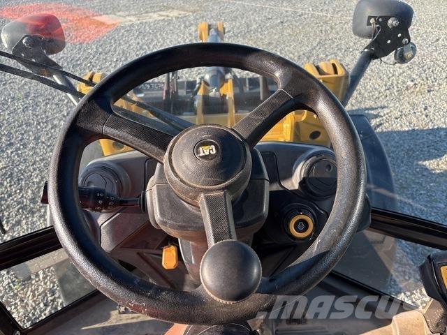 CAT 906 Carregadeiras de rodas
