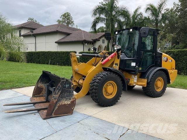 CAT 906 Carregadeiras de rodas