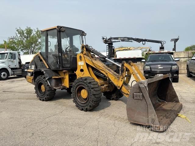 CAT 908 Carregadeiras de rodas
