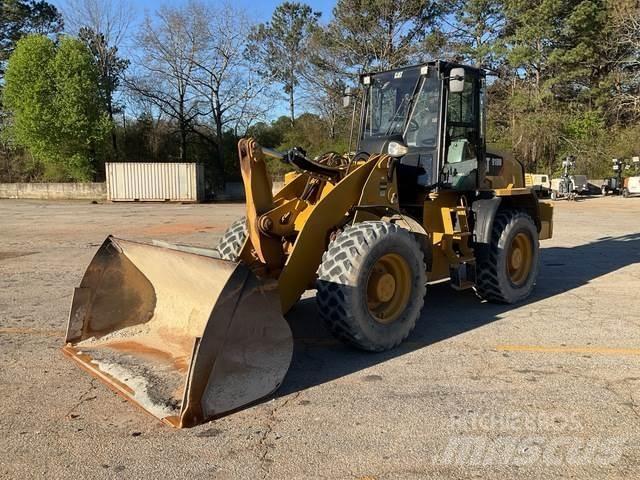 CAT 918M Carregadeiras de rodas