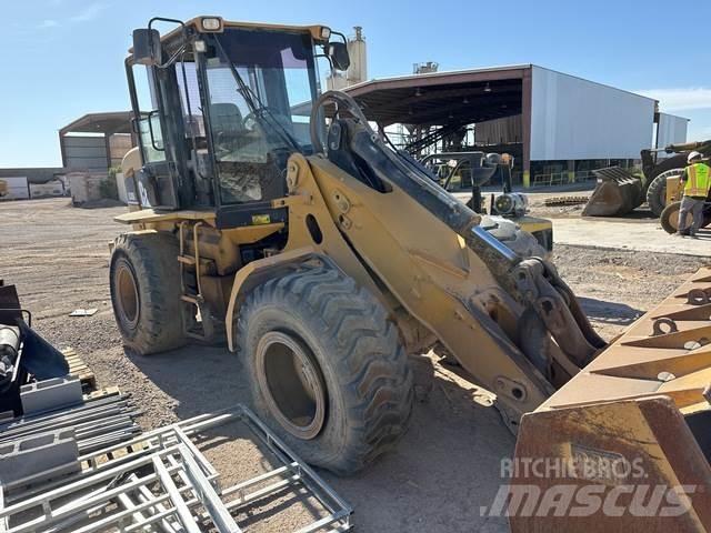 CAT 930G Carregadeiras de rodas