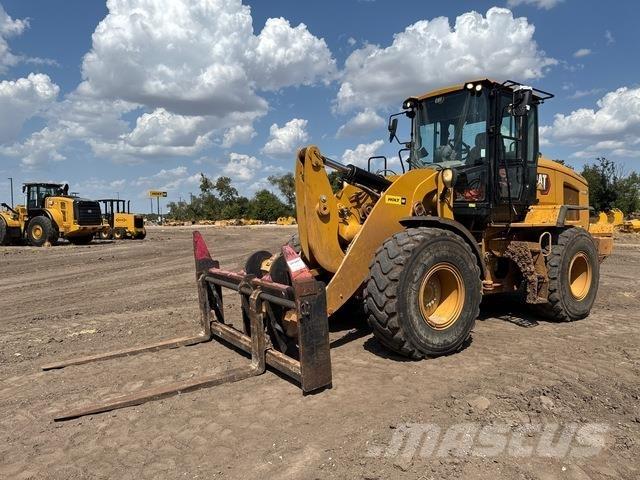 CAT 930M Carregadeiras de rodas