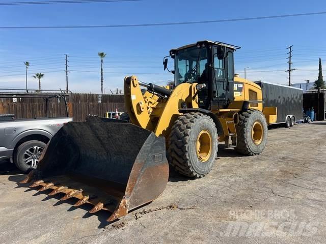 CAT 938M Carregadeiras de rodas