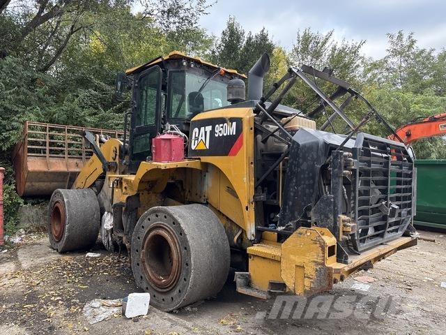 CAT 950M Carregadeiras de rodas