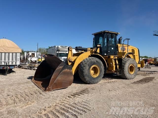 CAT 966M Carregadeiras de rodas