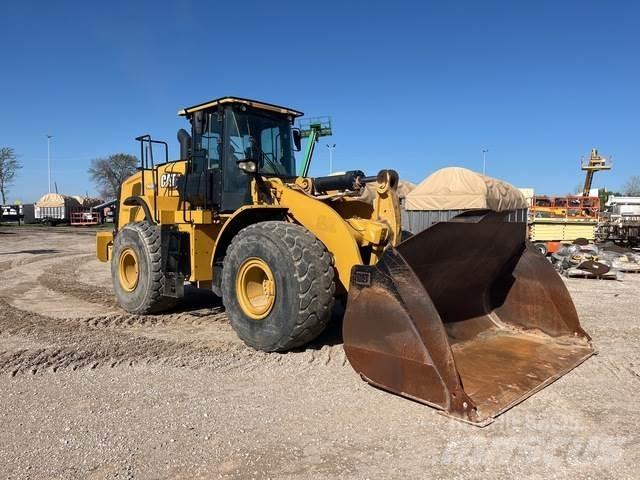 CAT 966M Carregadeiras de rodas