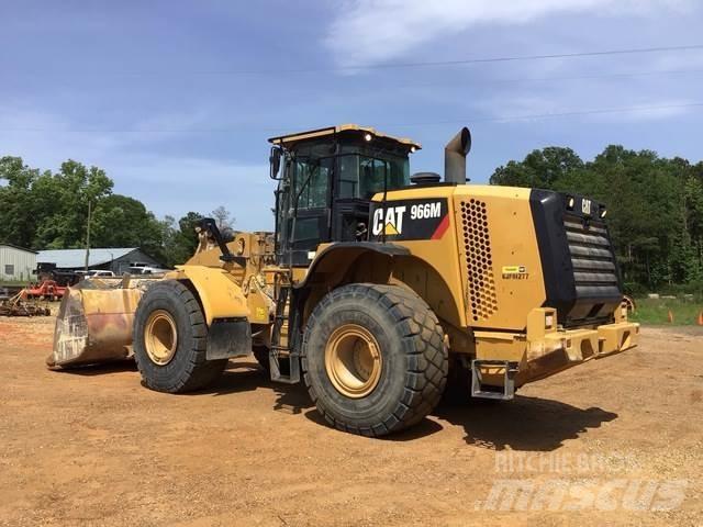 CAT 966M Carregadeiras de rodas