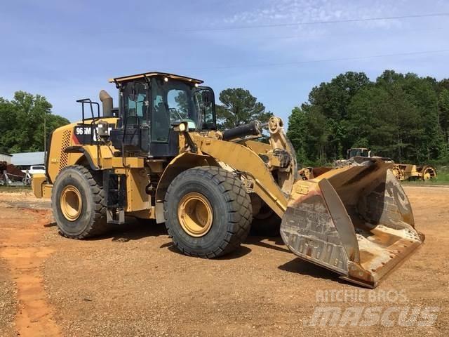 CAT 966M Carregadeiras de rodas