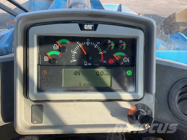 CAT 972M Carregadeiras de rodas