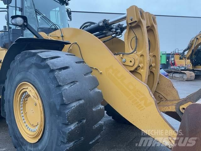 CAT 982M Carregadeiras de rodas