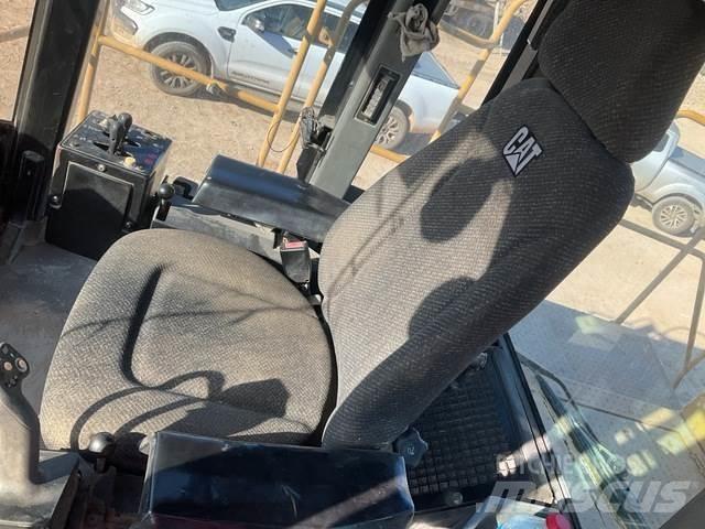 CAT 988G Carregadeiras de rodas