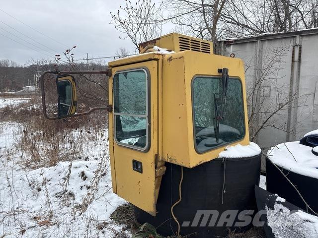 CAT 992 Cabines e interior