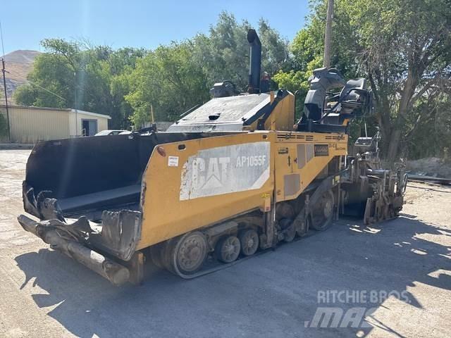 CAT AP1055F Espalhadoras de asfalto