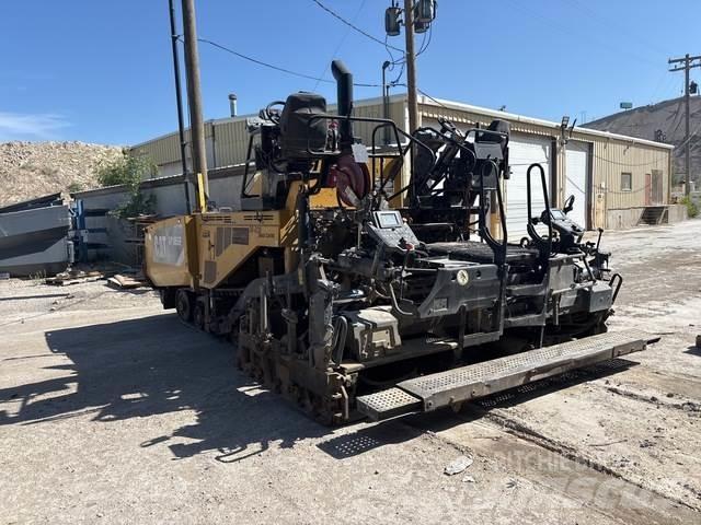 CAT AP1055F Espalhadoras de asfalto