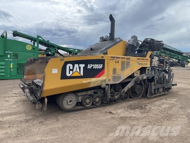 CAT AP1055F Espalhadoras de asfalto