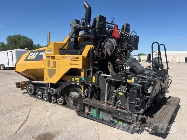 CAT AP555F Espalhadoras de asfalto