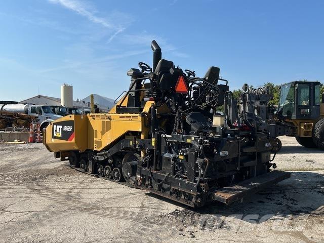 CAT AP655F Espalhadoras de asfalto