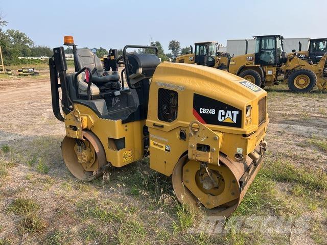 CAT CB24B Cilindros Compactadores tandem