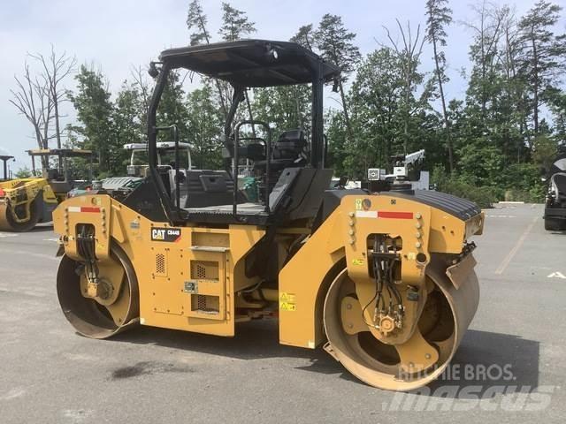 CAT CB44B Cilindros Compactadores tandem
