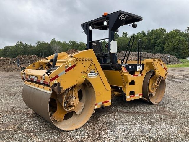 CAT CB54 Cilindros Compactadores tandem