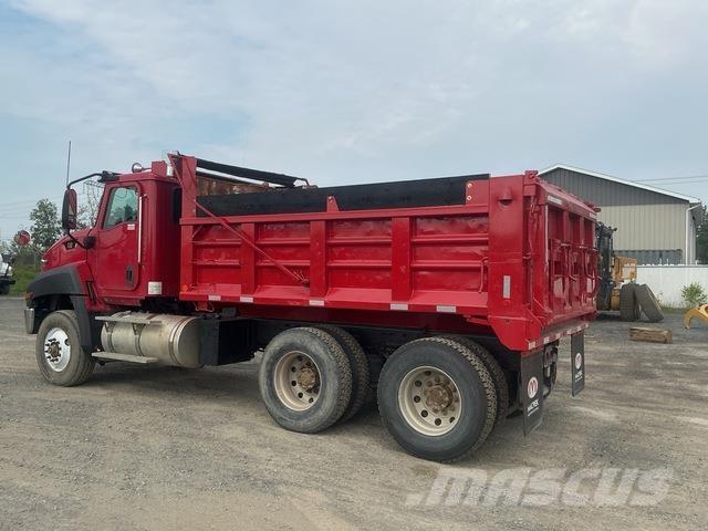 CAT CT660S Camiões basculantes