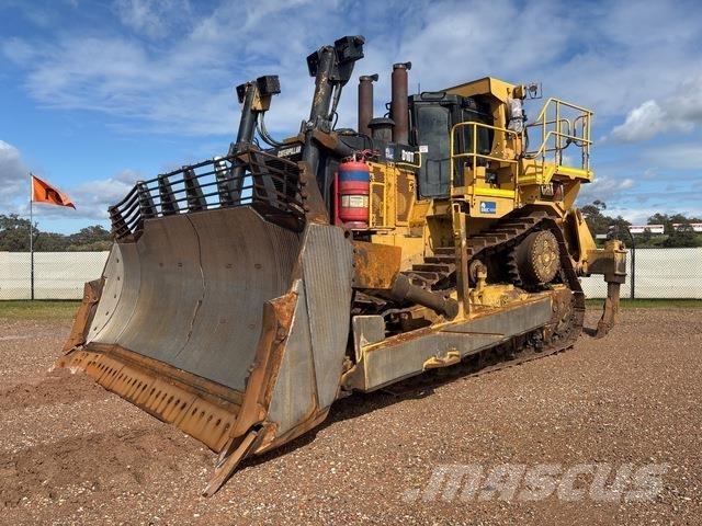 CAT D10T Dozers - Tratores rastos
