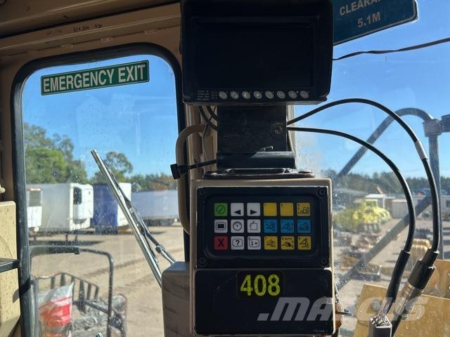 CAT D11R Dozers - Tratores rastos